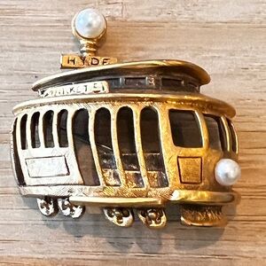 Vintage Tortolani “Hyde and Market Street” San Francisco Cable Car Brooch